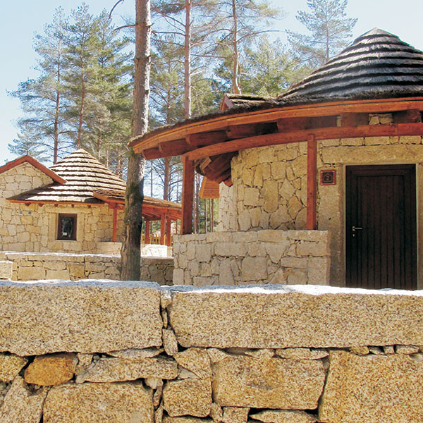 葡萄牙北部村庄式露营酒店-9