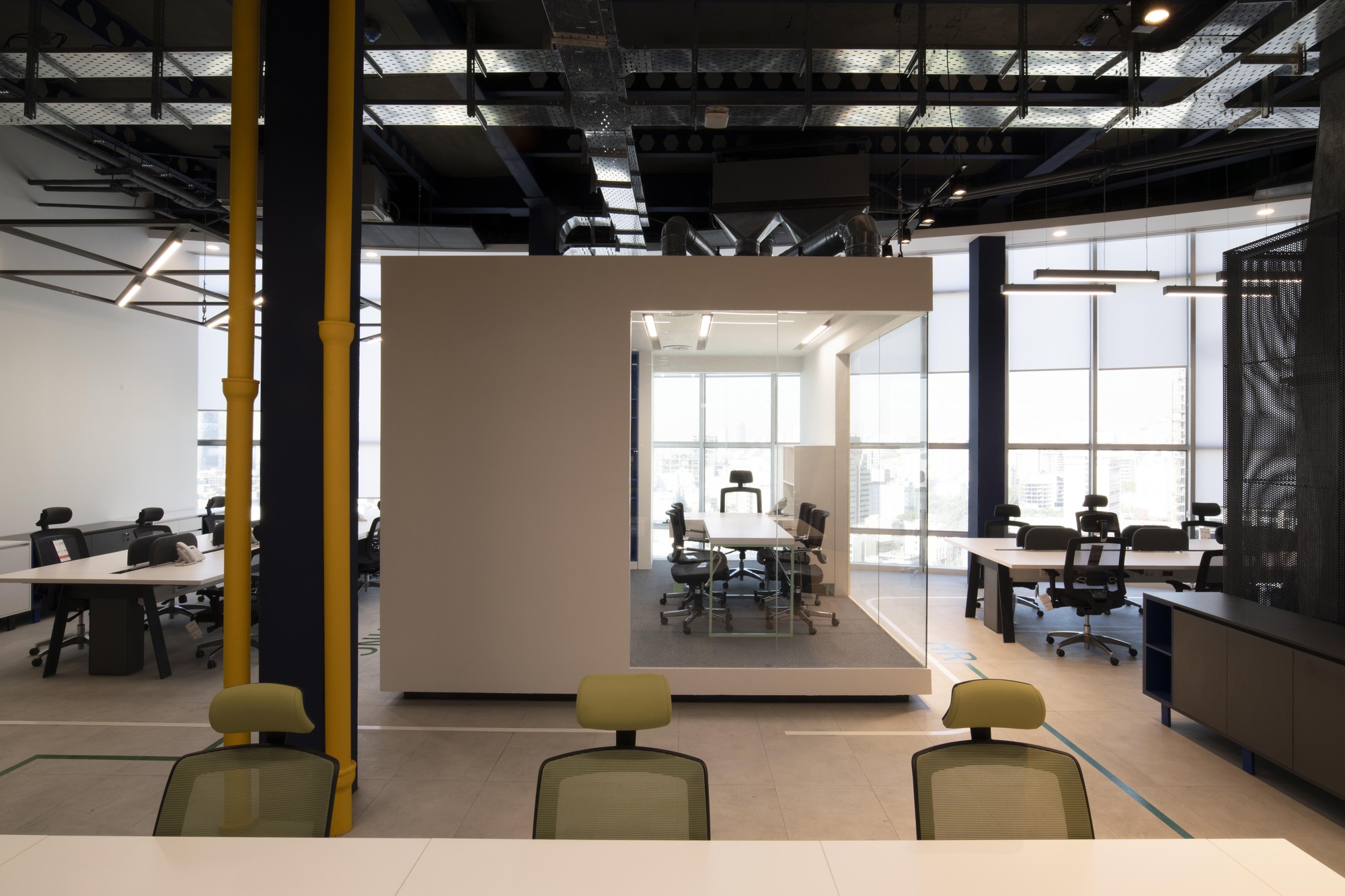 Private Office Headquarters / Persian Garden Studio-15