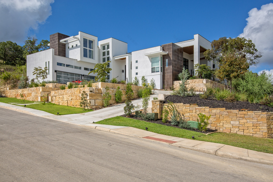 现代极简主义住宅的德克萨斯之韵-10