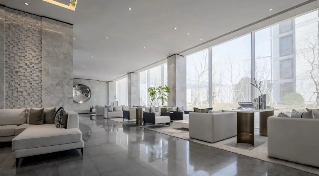融创南昌·玖玺台销售中心 | 现代简约中的艺术与自然共生-19