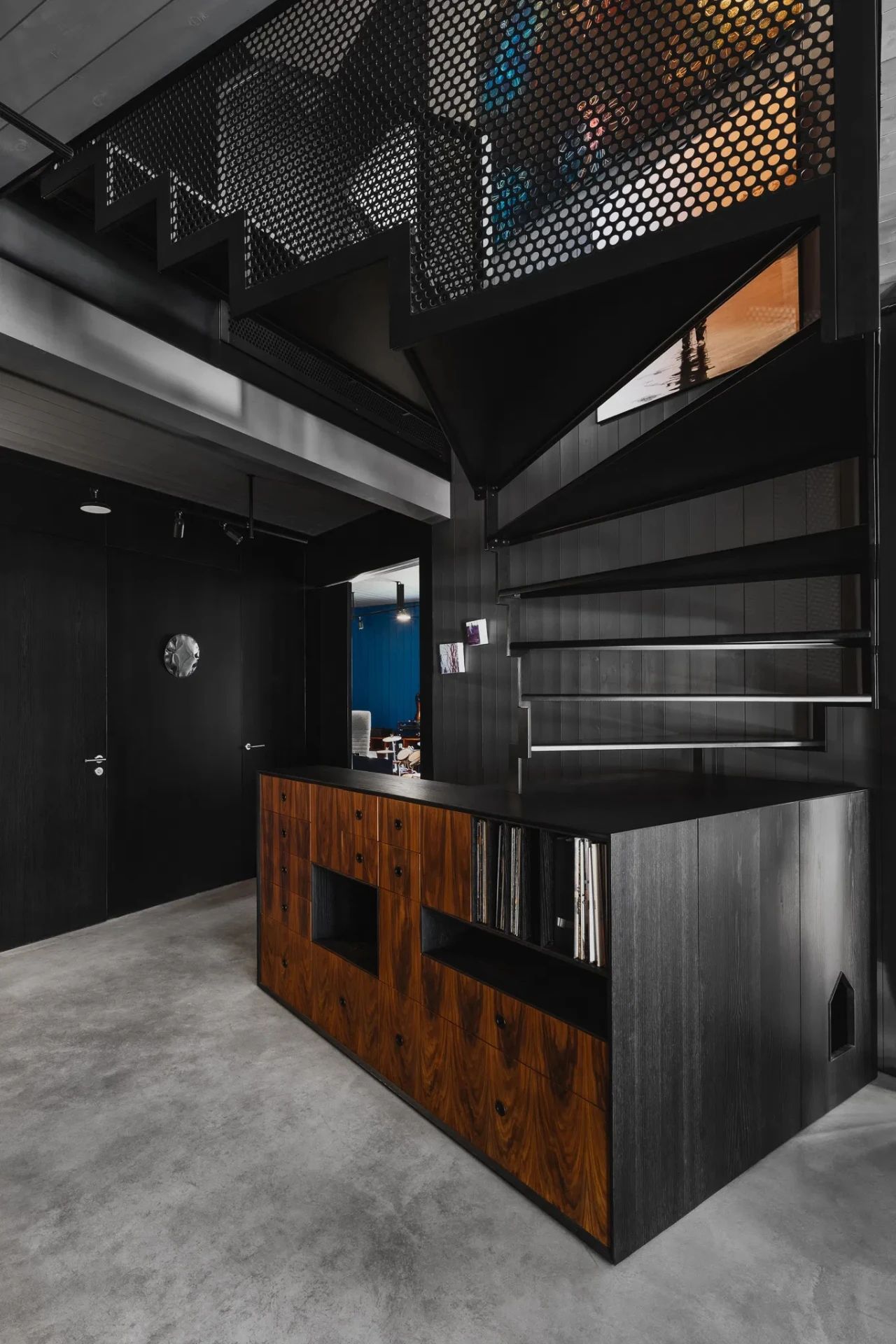 189m²黑色系别墅-23