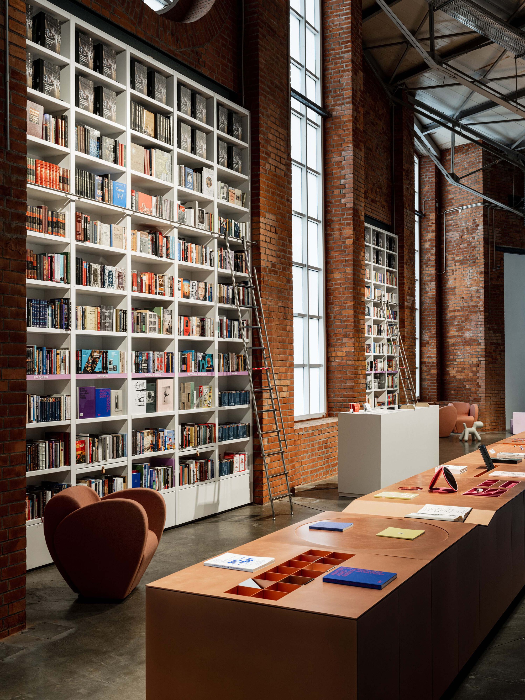 莫斯科犹太博物馆书屋改造工程丨俄罗斯莫斯科丨Architectural Bureau A2M-23