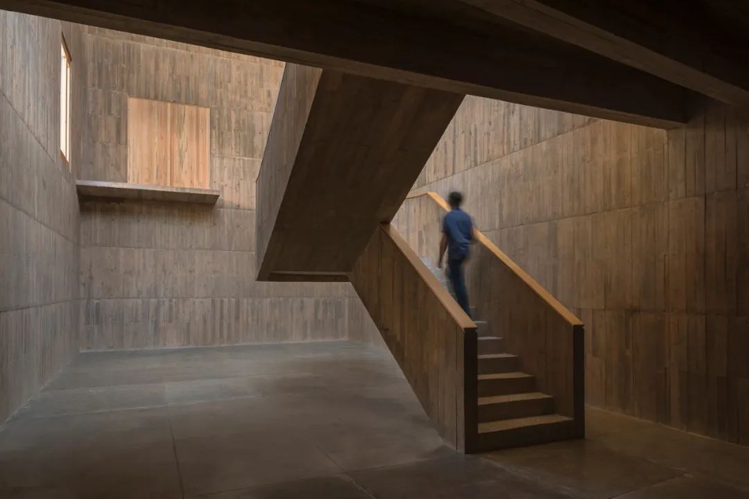 墨西哥 Productora 建筑事务所的超现实狂野建筑幻想-0