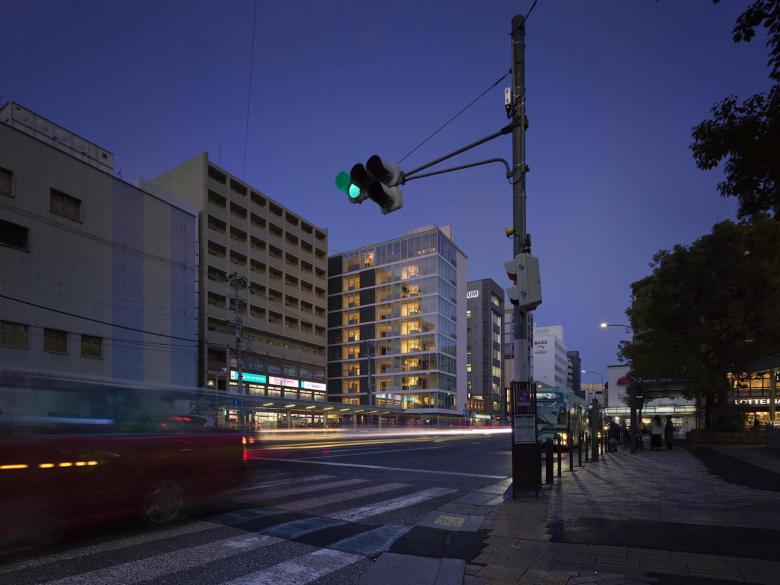 四条大宫的集合住宅丨日本京都丨岸和郎+ケイ・アソシエイツ-16