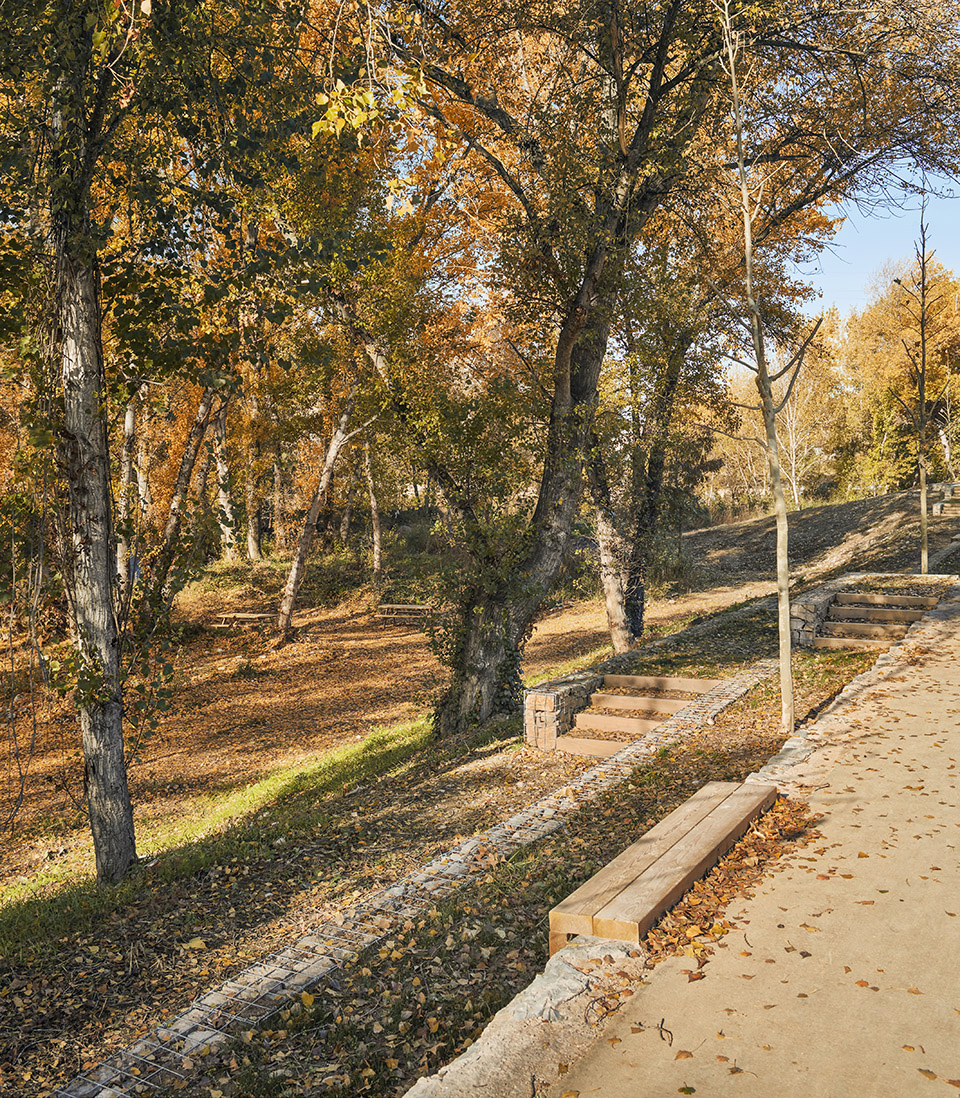 Camí de Cabrianes道路景观重建,西班牙 / estudi08014-26