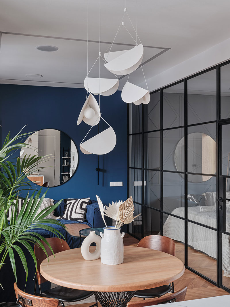 斯大林时代建筑中的现代蓝色公寓-2