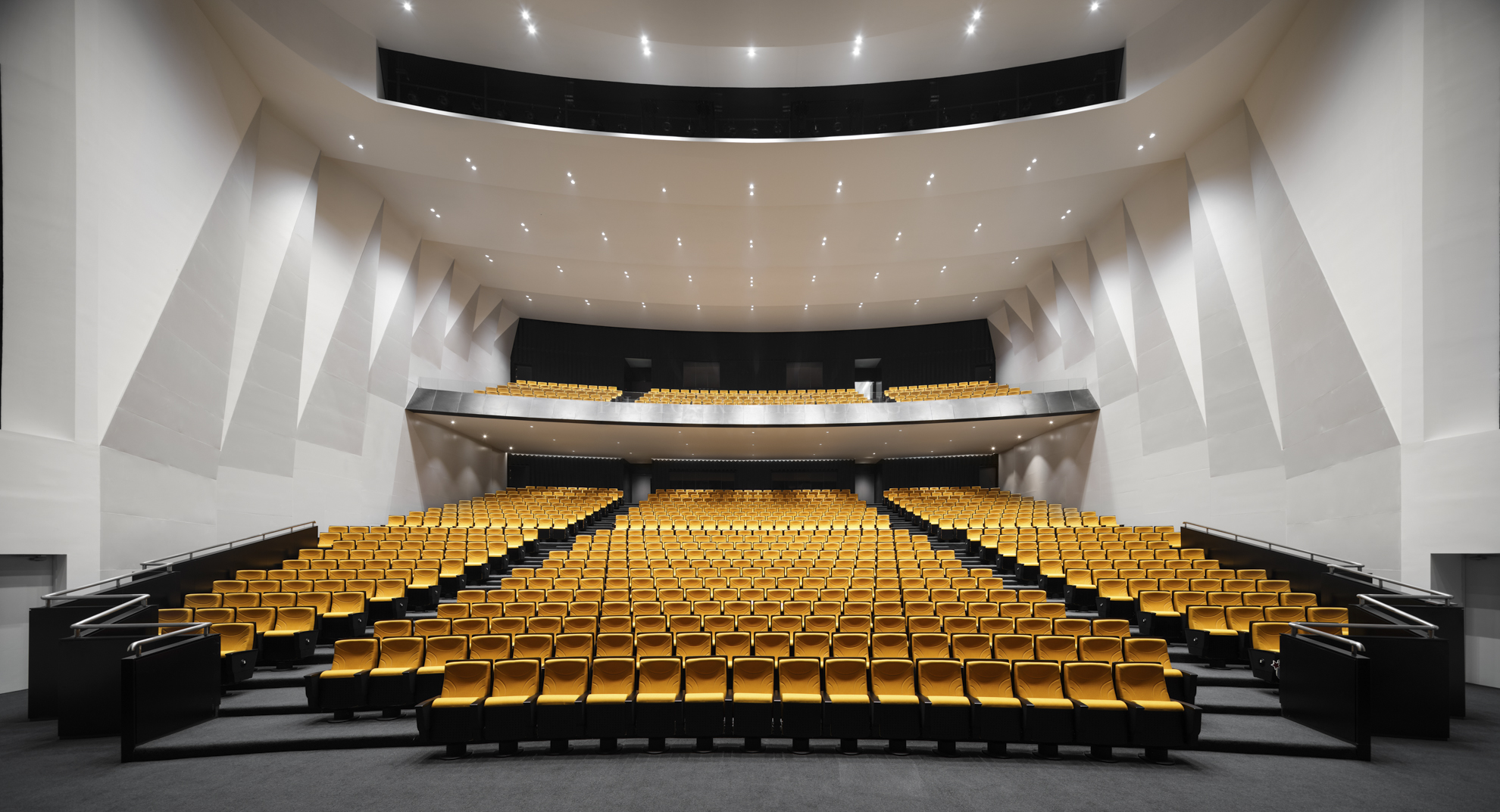 北京航空航天大学-中法航空学院（杭州）-1