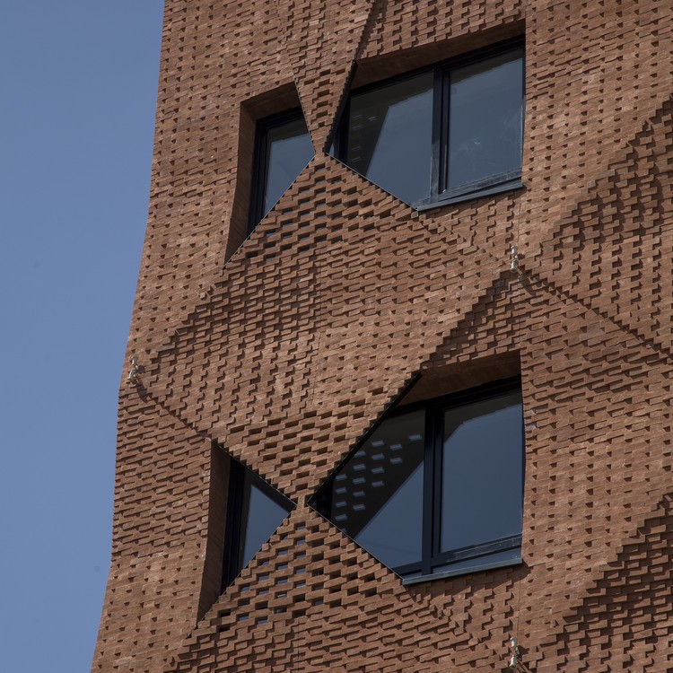 德黑兰中产阶级公寓“影”大厦-16