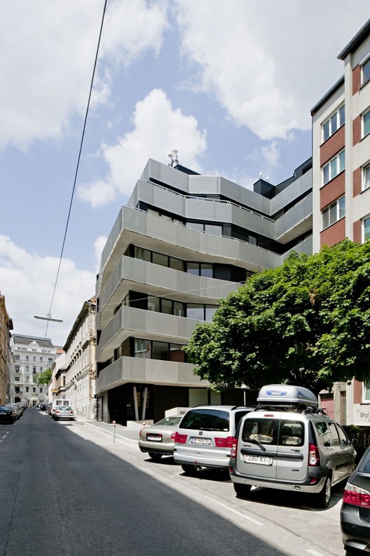 Urban Topos  HOLODECK architects-3