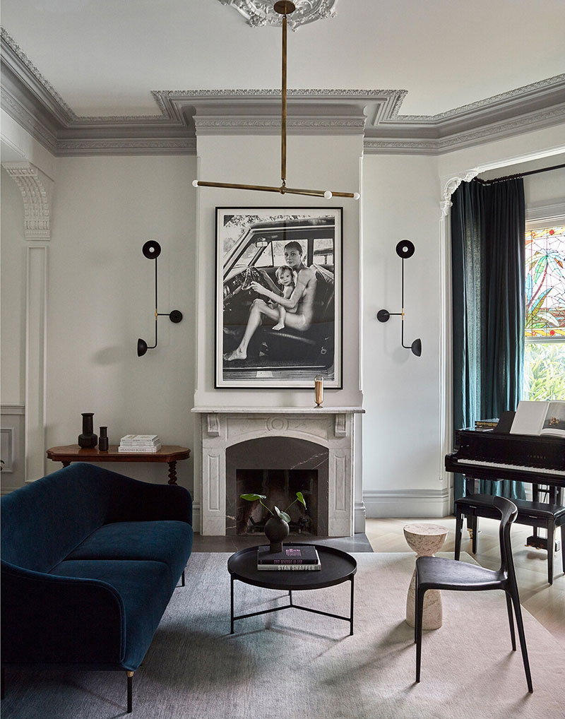 现代古典灰蓝色调的维多利亚式住宅设计-4