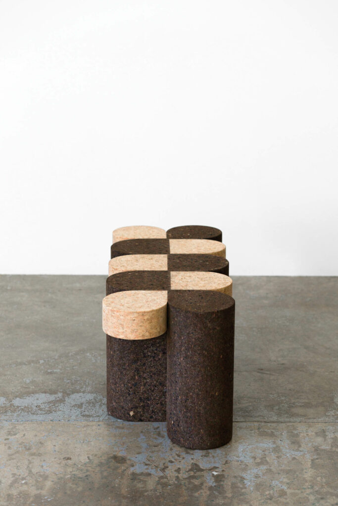 2023 年顶级室内设计中的可持续和时尚侧桌-6