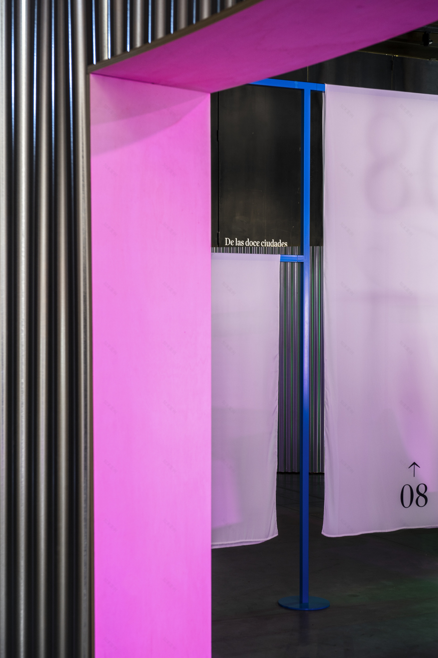 Twelve Cautionary Urban Tales. Exhibition Design / Taller de Casquería-36