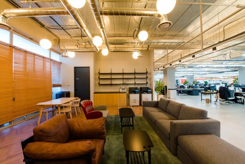 简约风 500 平公寓，宽敞舒适的空间设计-15