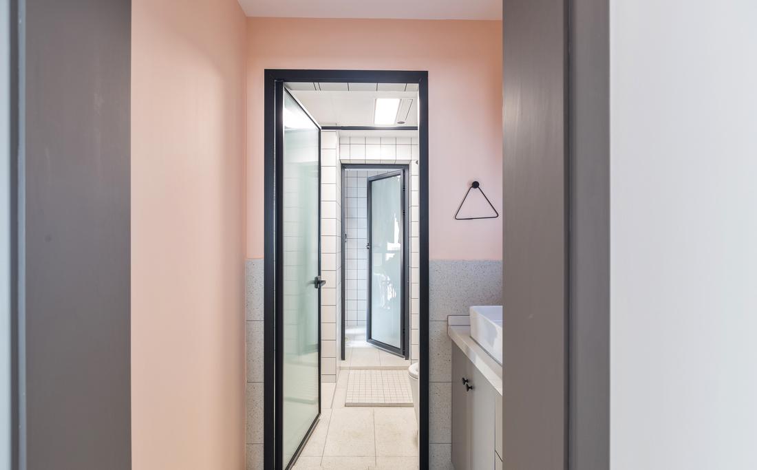 小户型现代简约风设计 | 色彩缤纷,布局巧妙-30