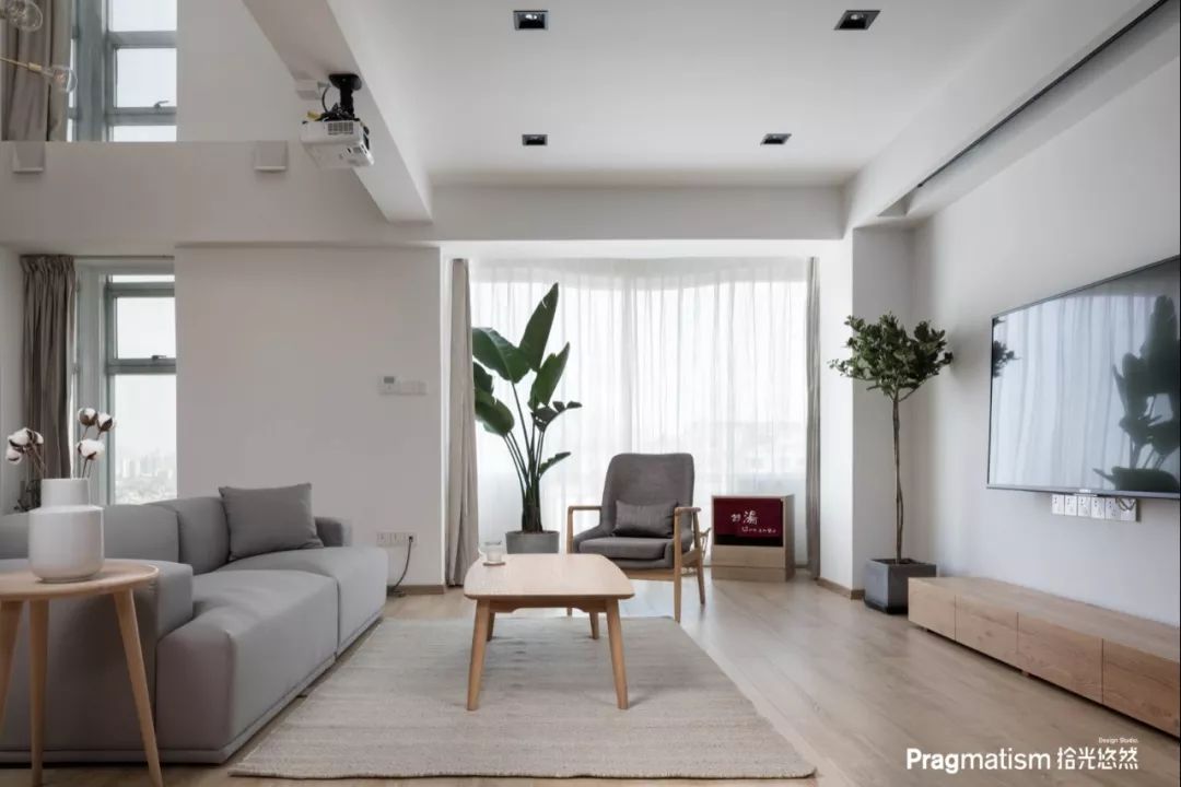 成都 300 平米跃层私宅设计，功能强大且明亮简洁-40