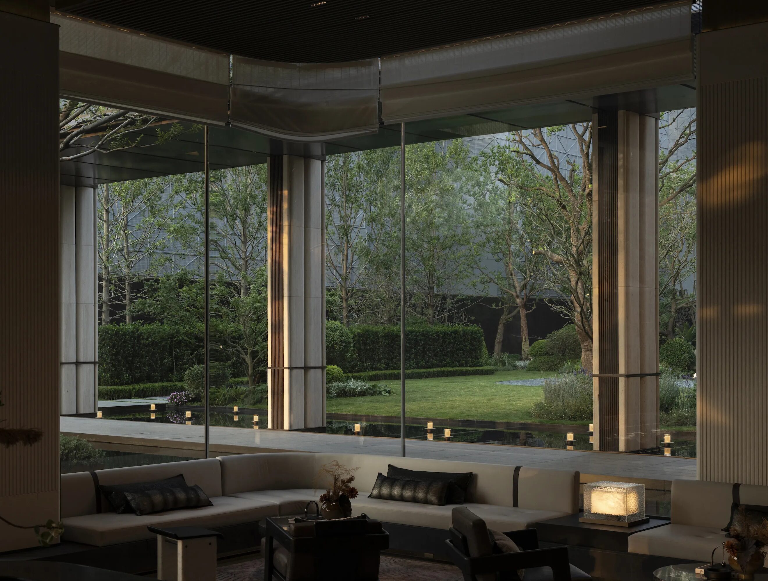 重庆龙湖·观萃丨中国重庆丨上海五角兽景观科技有限公司,上海羽果装饰设计有限公司-3