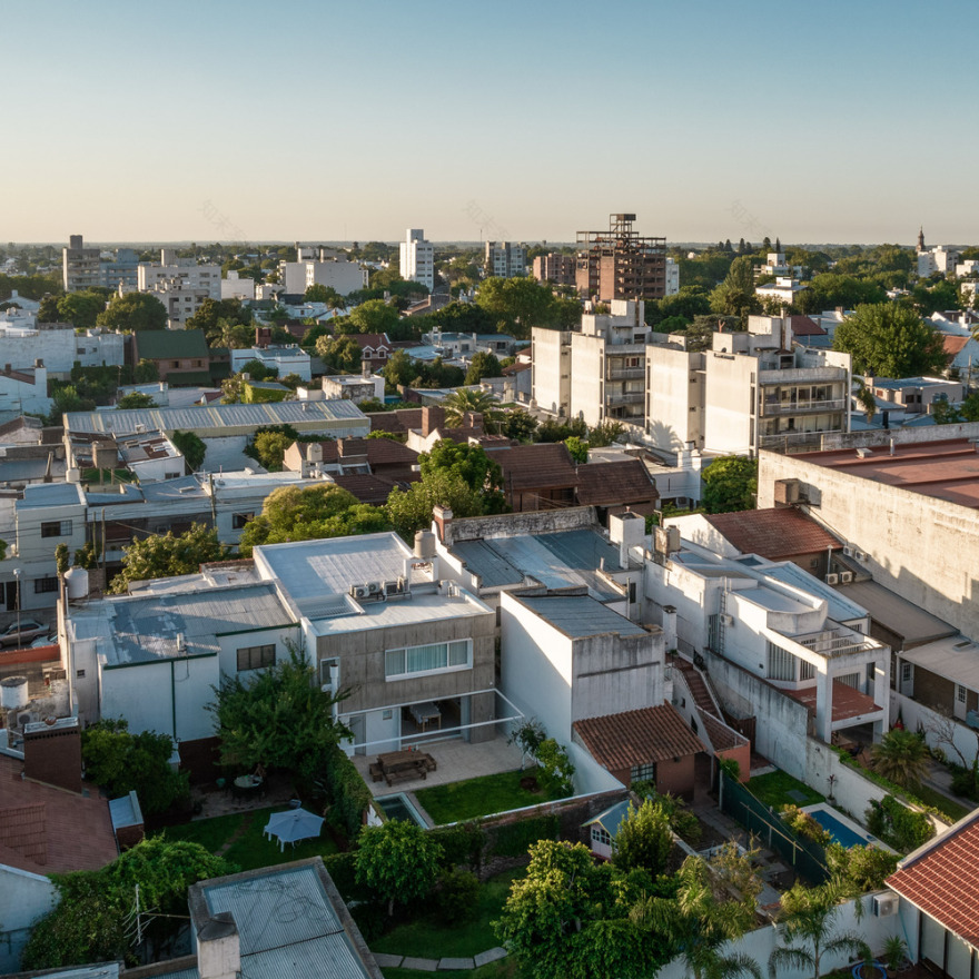 阿根廷 La Plata 历史中心 | Articulated Boxes House Refurbishment-8