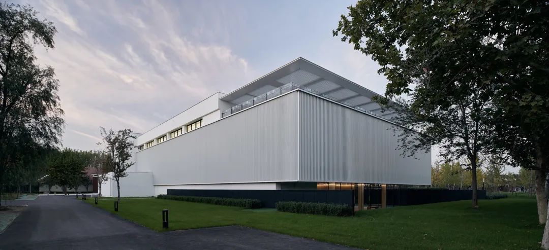 华润大学“湾仔活动中心”丨张大为建筑工作室+左通右达建筑工作室-11