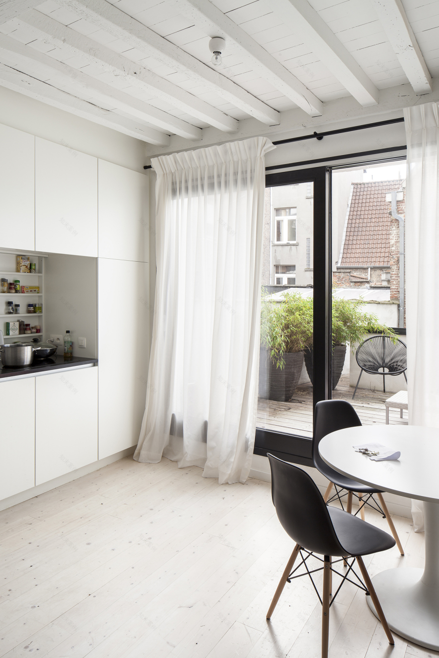 Antwerp Kloosterstraat房屋首层商业改造丨比利时安特卫普-4