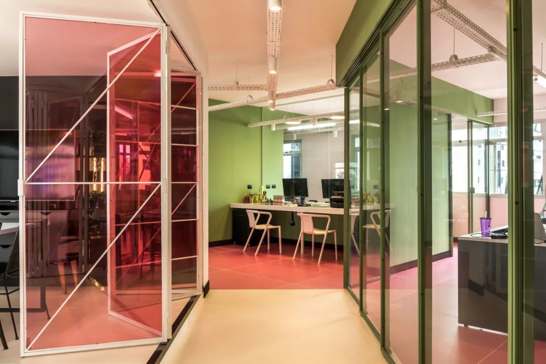 库里蒂巴市中心家庭办公室设计丨巴西丨摩卡建筑公司-17