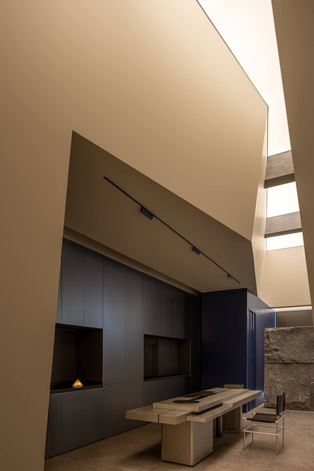 光之峡谷本杰明摩尔涂料展厅丨中国惠州丨质感建筑设计-29