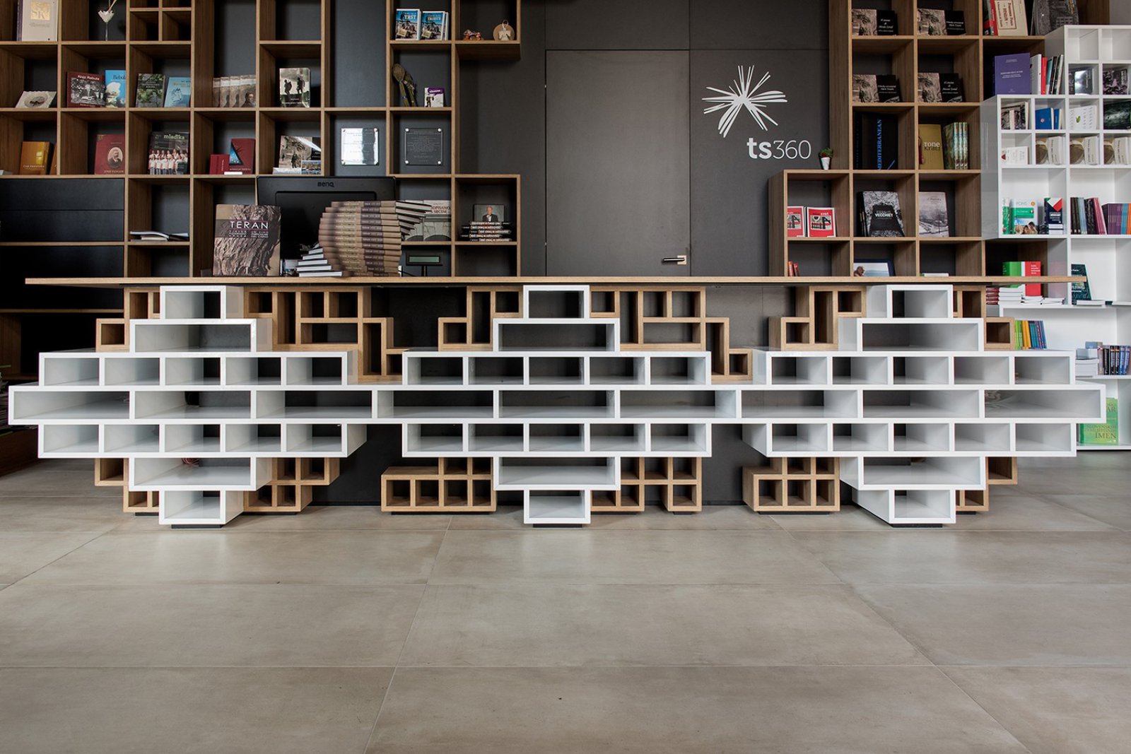 意大利Slovenian图书中心-6