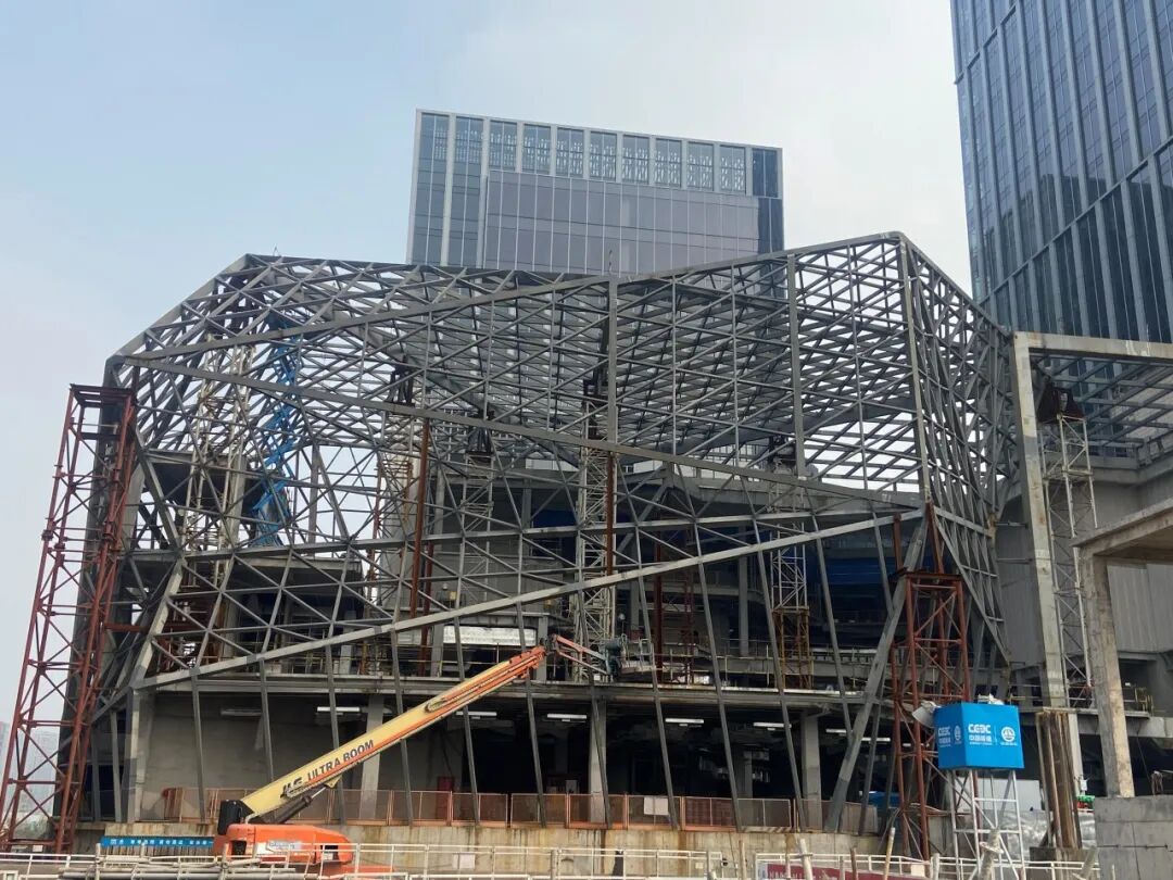 “钻石”展厅，灿耀江北——南京江北新金融中心一期项目二标段钢结构城市展厅主体结构正式完成-32