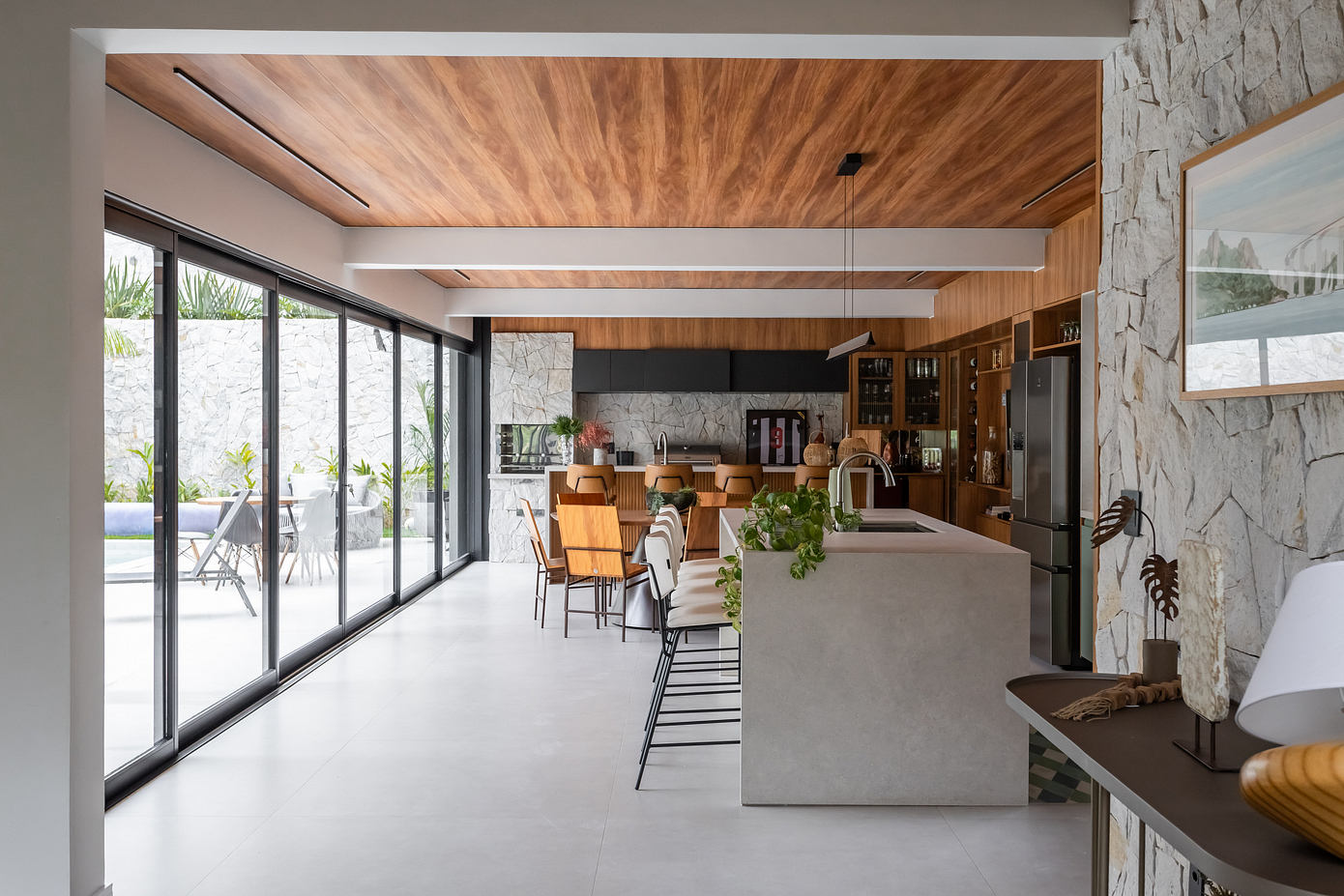 别墅客餐厅丨巴西丨Vitor Dias Arquitetura-7