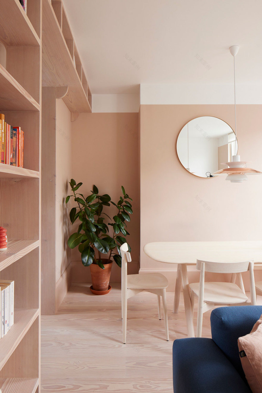 伦敦现代公寓的粉色与蓝色调设计-12