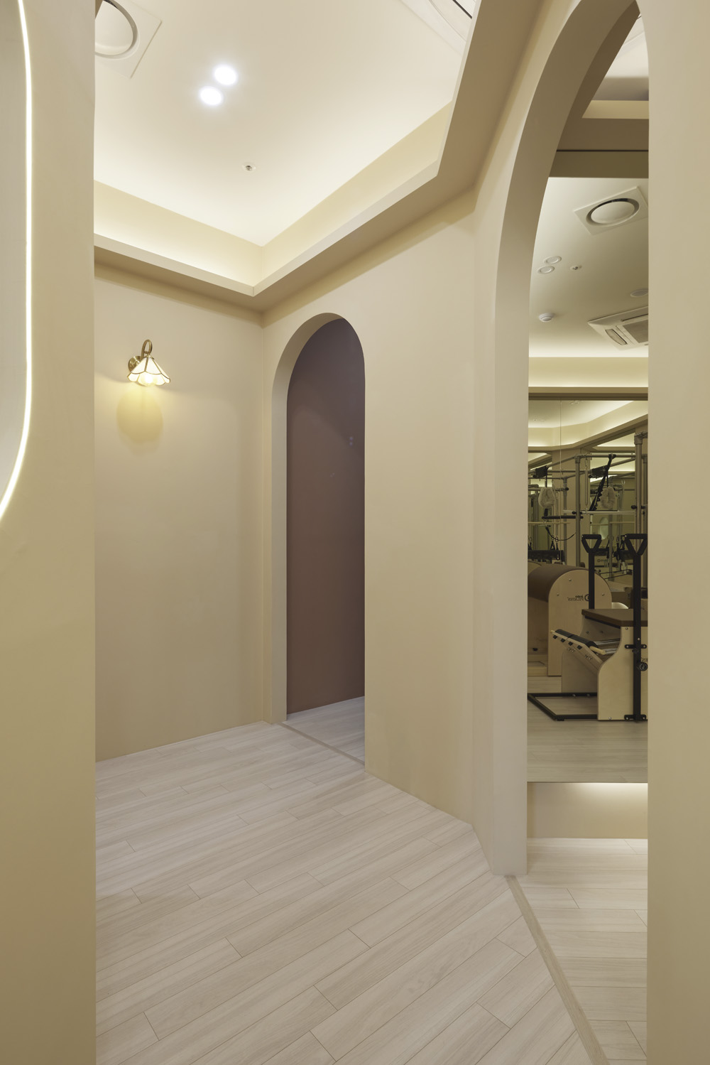 简约设计打造 20 平米高效健身中心-8