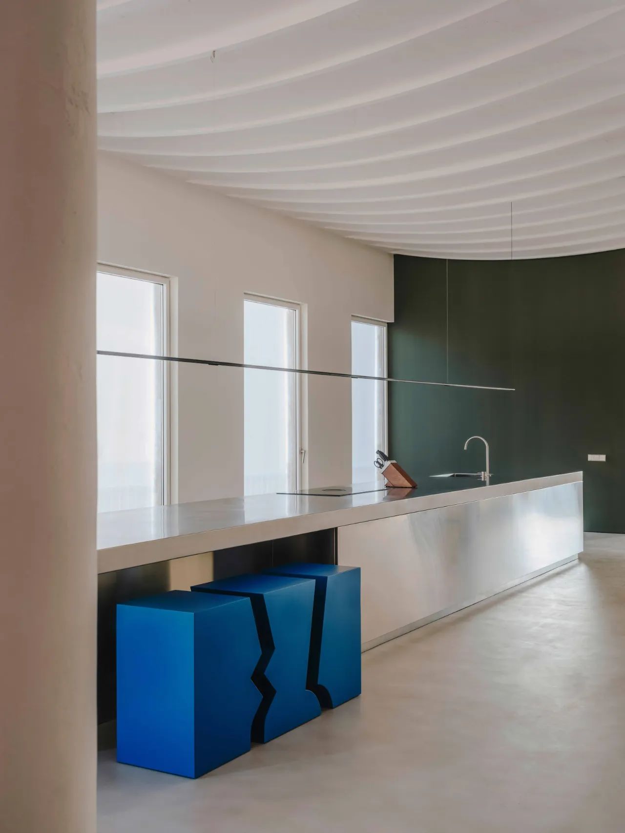 Mesura丨工业公寓改造，艺术画廊与生活空间的完美融合-16