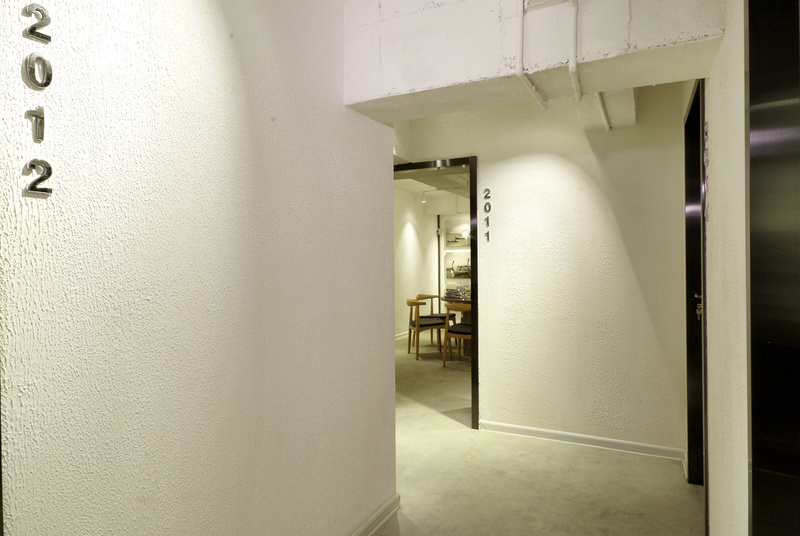 滇池畔的简约蒸汽海鲜餐厅-4