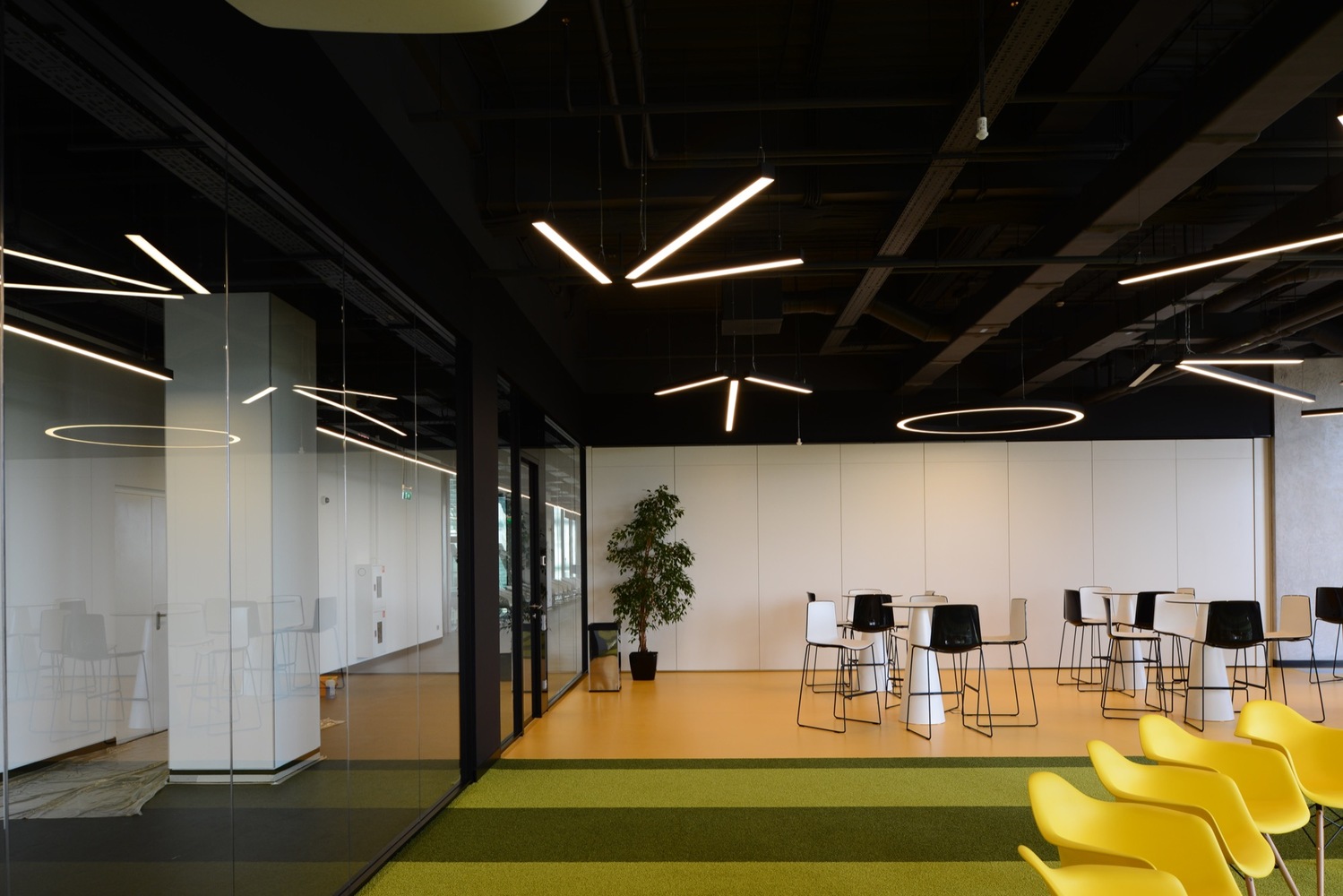 阿迪达斯体育之家-74