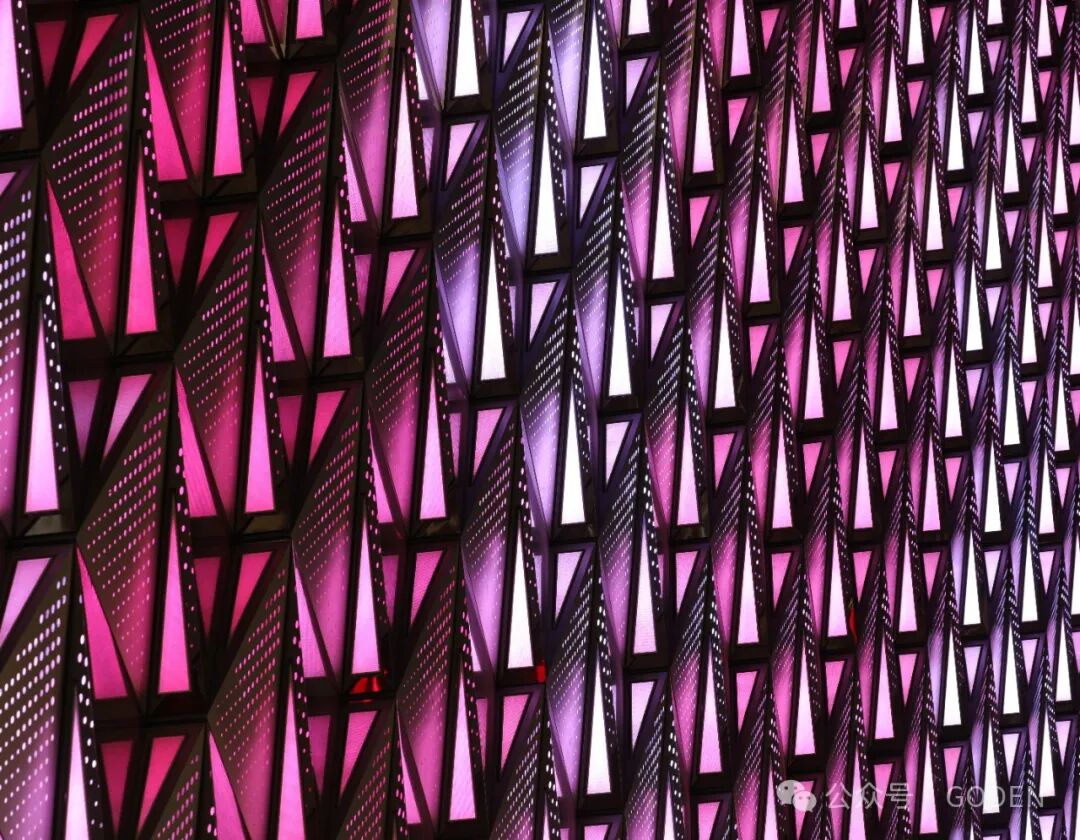 設計師分享|城市封面焕然一新-武汉世界城广场幕墙灯光升级-29