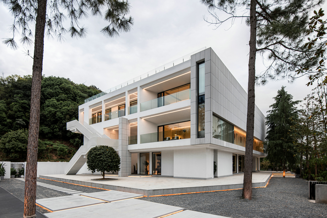 觅度杉里民宿 | 杉里看云,云里看山-11