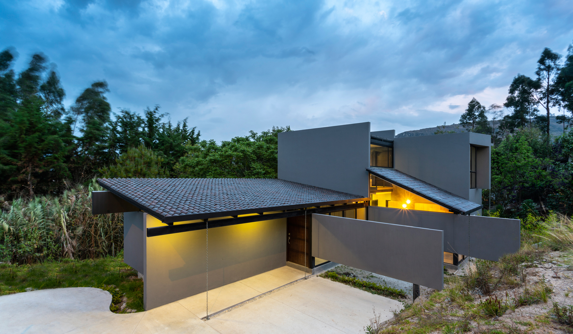 房子分支和岩石丨厄瓜多尔丨Ruptura Morlaca Arquitectura-11