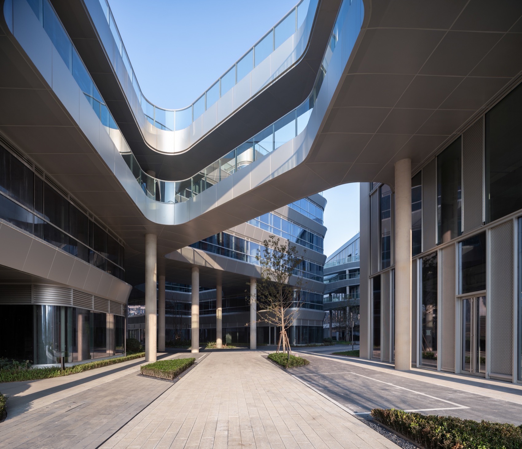 汽车超人— 金固中心，杭州 / 零壹城市作品-81