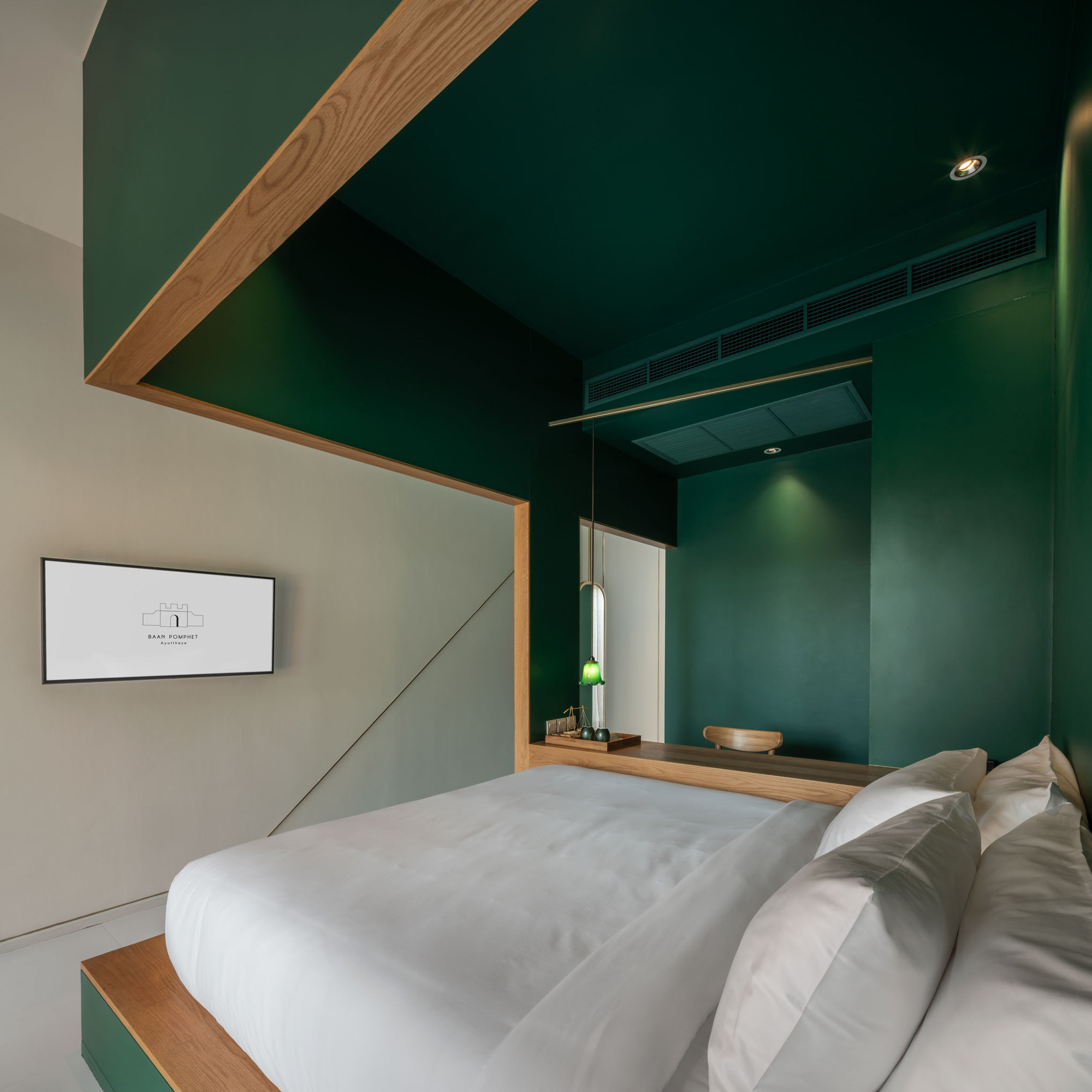 Baan Pomphet Hotel and Restaurant / onion-60