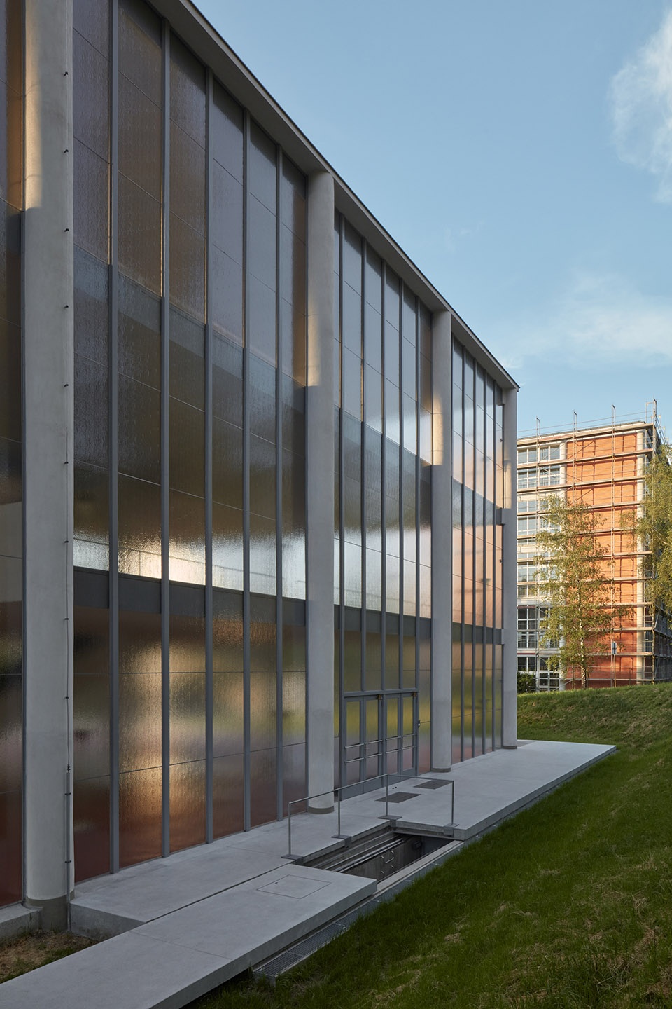 捷克 Tomáš Baťa 纪念馆改造 | 现代简约的神圣空间-16