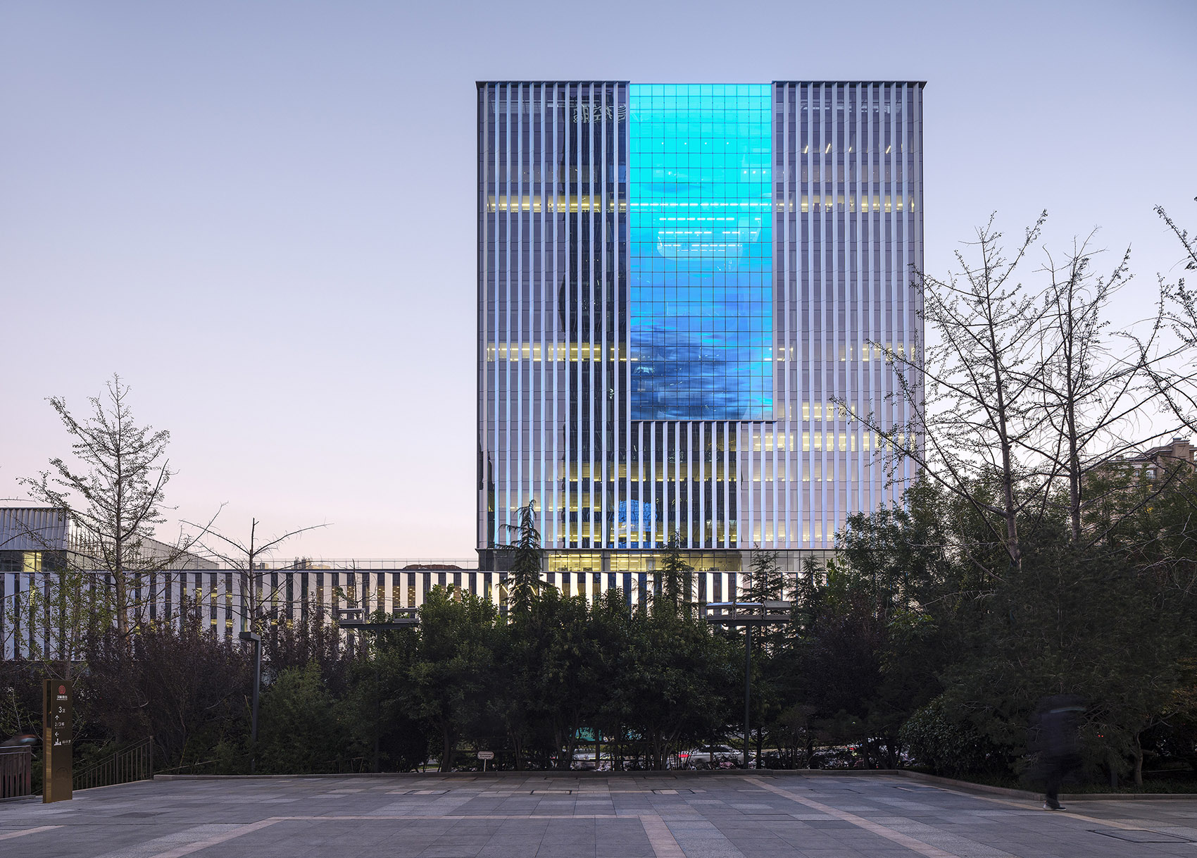 济南国家重型汽车工程技术研究中心丨中国济南丨CCDI 21 设计工作室-35