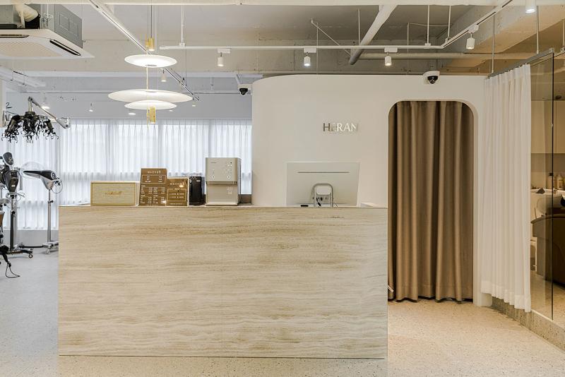 25 平韩式现代风格理发店设计，简约舒适-3