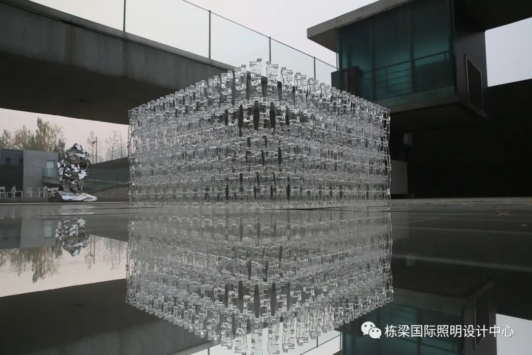 数字大院 | 重构媒体建筑的平衡之美-1