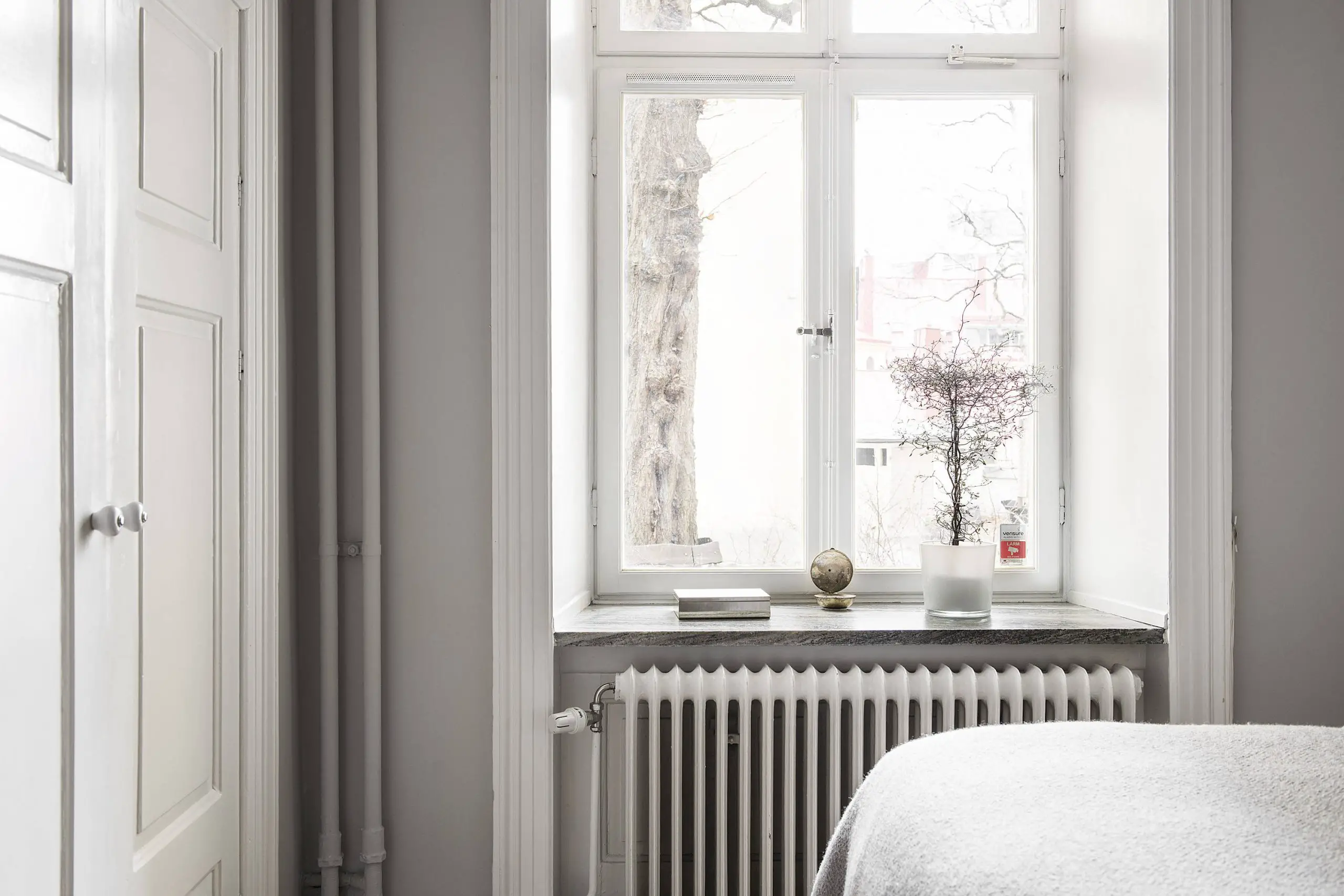 瑞典古韵两居公寓设计-11