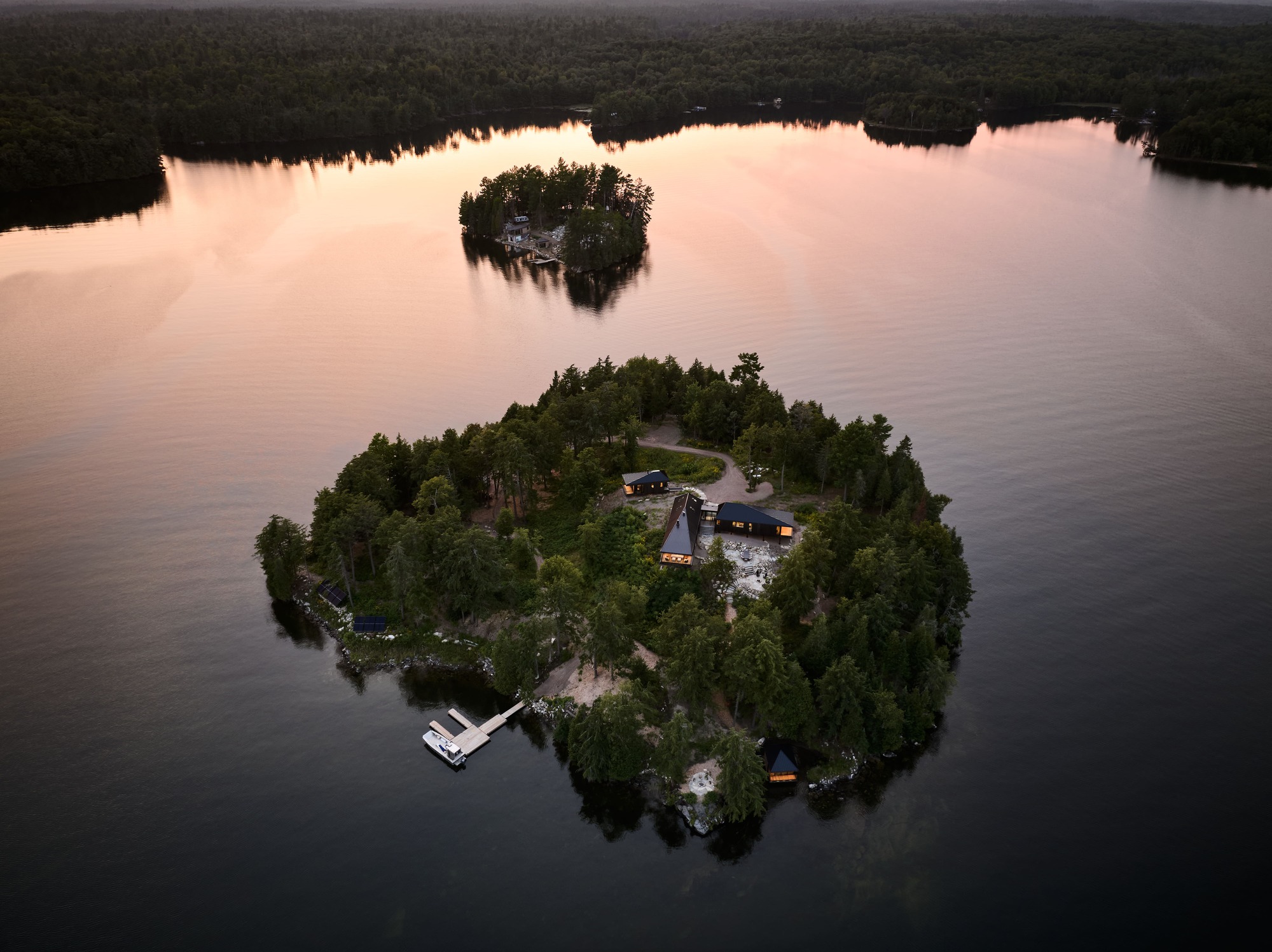 湖边住宅丨加拿大丨Peter Braithwaite Studio Ltd.-27