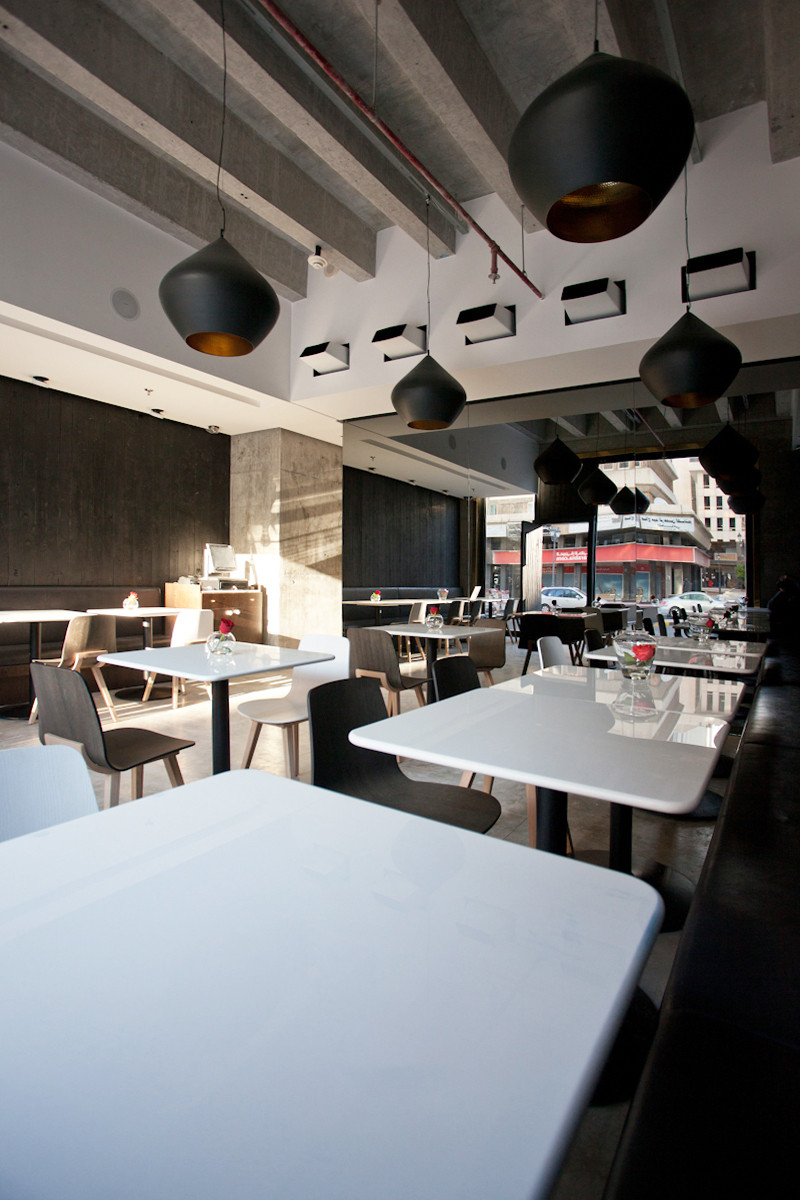 乌汶黑调小酒馆  Rashed Alfoudari-5