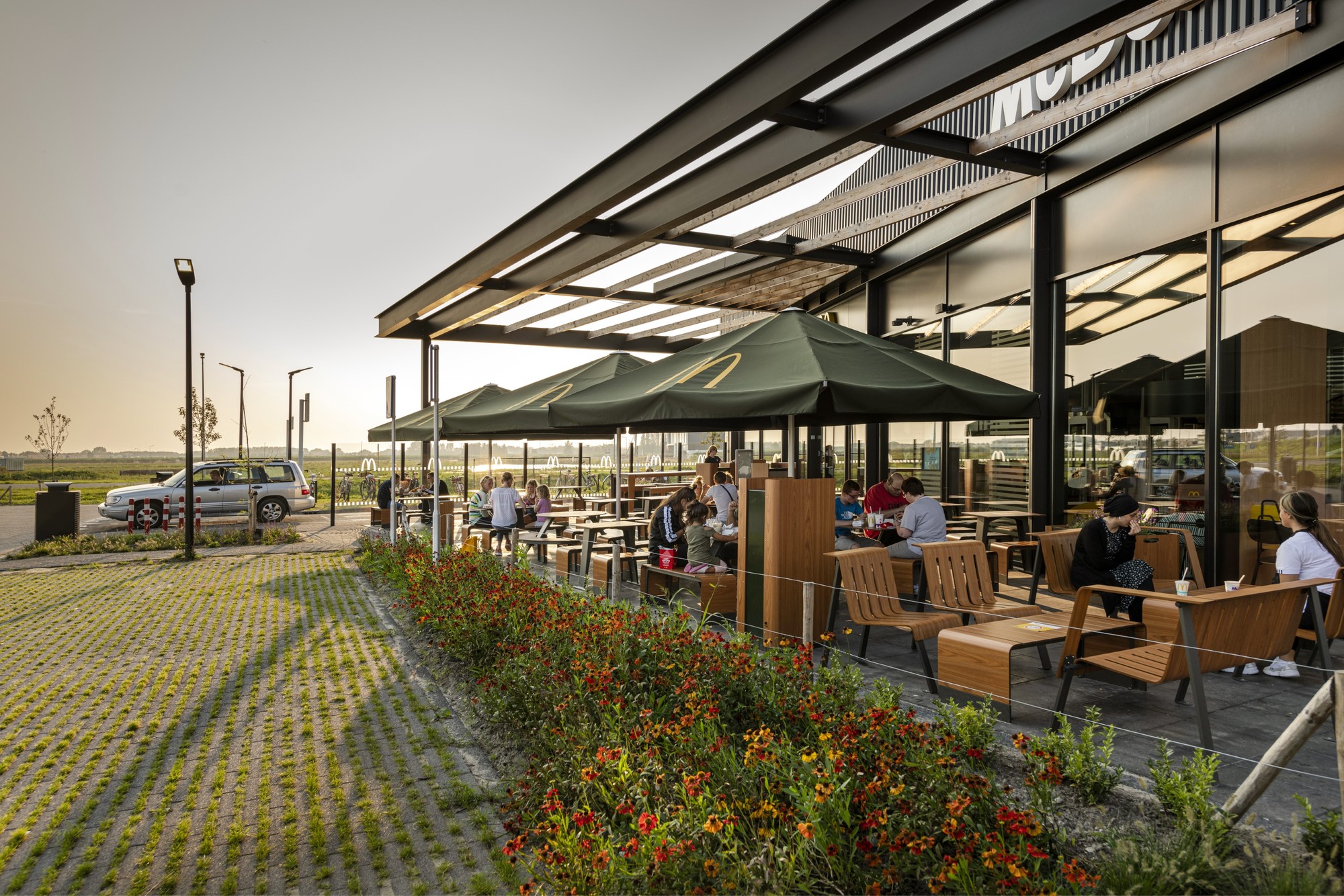 Multi Traffic Point Hoorn / WRK Architecten-24