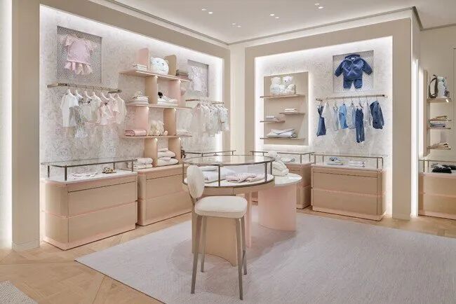 Baby Dior 银座首家精品店丨日本东京丨Cordelia de Castellane-12