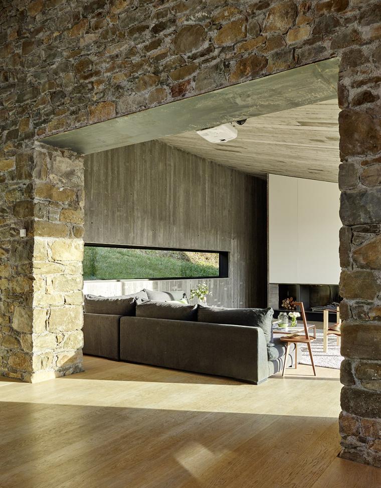 西班牙农舍新生 | amm arquitectes 的山林农场住宅设计-13