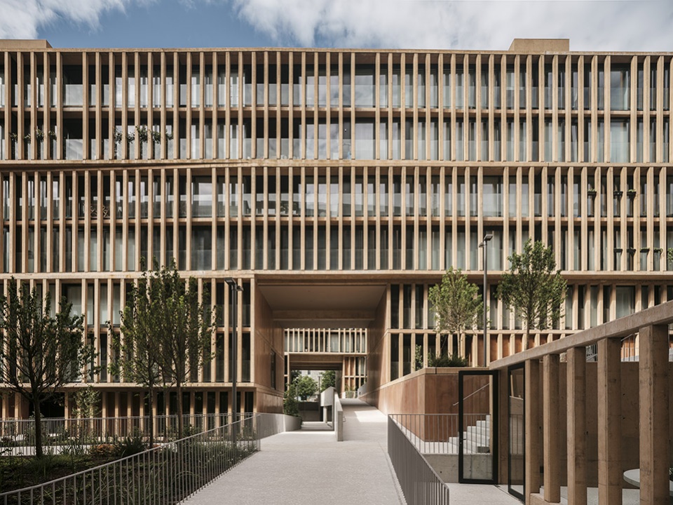 西班牙 Cornes Espacio 住宅楼 | 工业风绿色住宅的典范-45