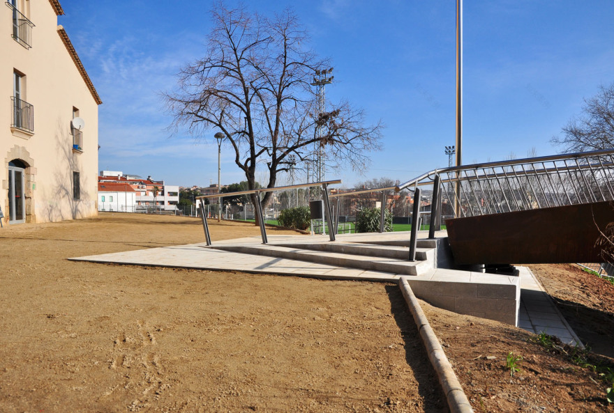 can gili footbridge-23